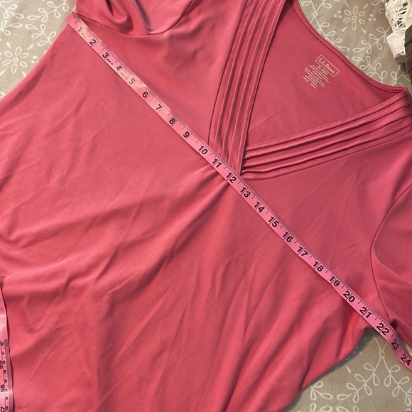 L.L. Bean supima cotton V-neck top size XL pink boxy lagenlook - Picture 6 of 8